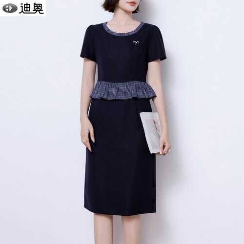 迪奥轻奢时尚减龄短袖连衣裙女夏