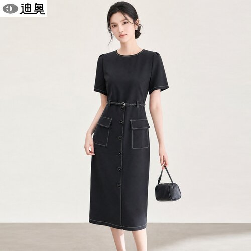 迪奥轻奢优雅A字连衣裙夏季新款