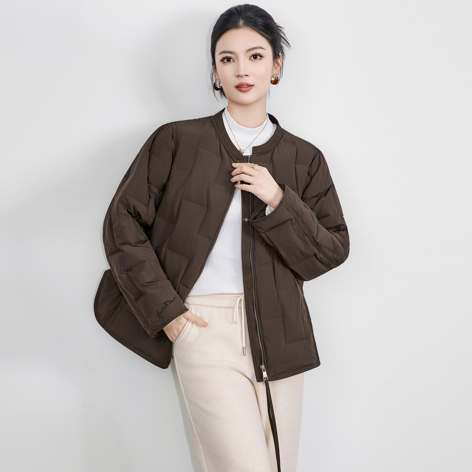 迪奥高级感时髦气质休闲羽绒服女