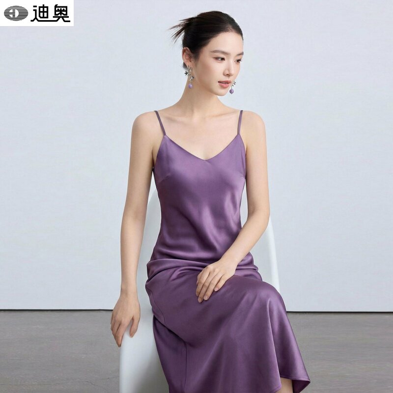 迪奥法式吊带连衣裙女26新款垂感气质长裙夏缎面打底奢华仿醋酸裙