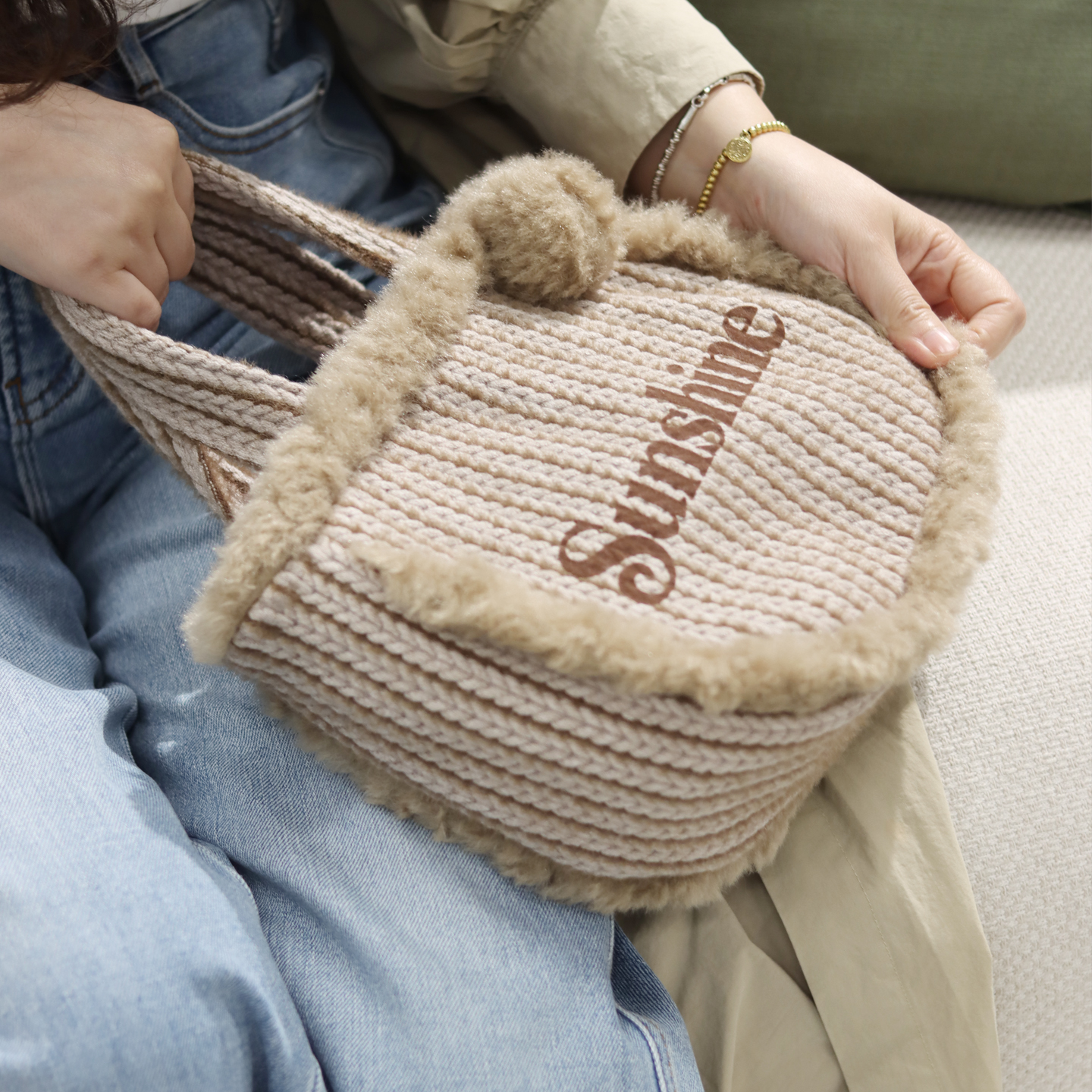 原创秋冬可爱毛毛编织毛线包