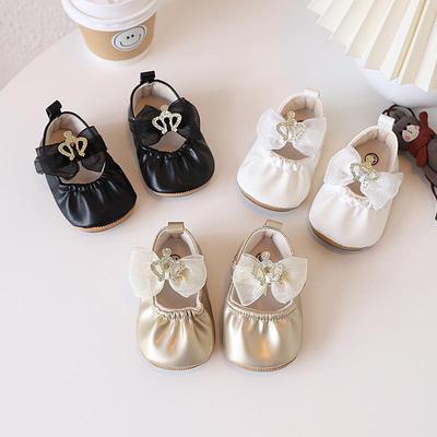 新款婴儿鞋子0-1岁女宝宝小皮鞋百天周岁小香风软底不掉跟学步鞋