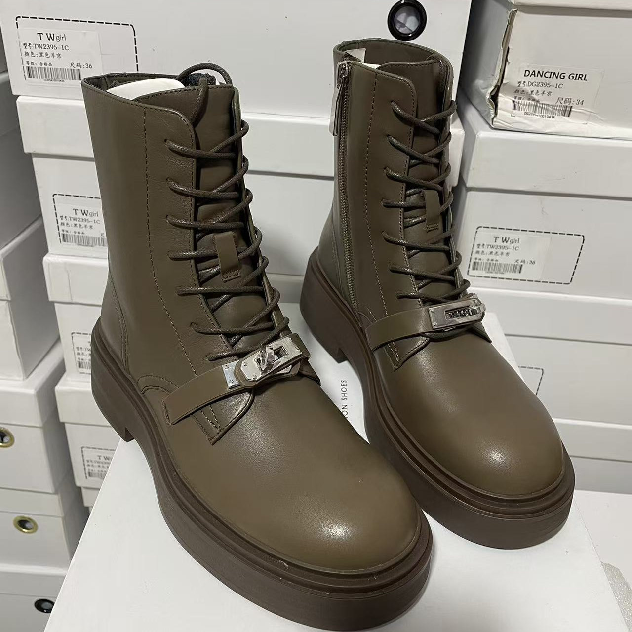 圆头厚底骑士靴2025新款