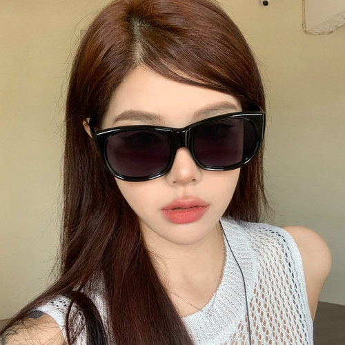 复古黑色大框猫眼墨镜女方圆脸潮