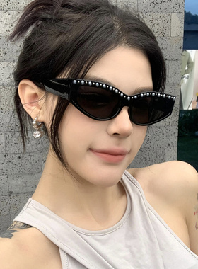 复古猫眼小脸墨镜女款潮辣妹度假ins方圆脸显瘦黑色防晒太阳眼镜