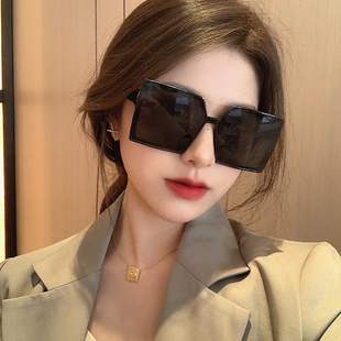 欧美超大框偏光墨镜韩版 网红女方形显瘦大脸眼镜街拍太阳镜 潮时尚