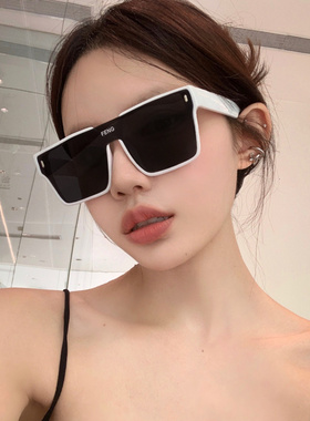 韩版网红个性连体墨镜女大脸显瘦时尚太阳镜男潮开车防紫外线眼镜