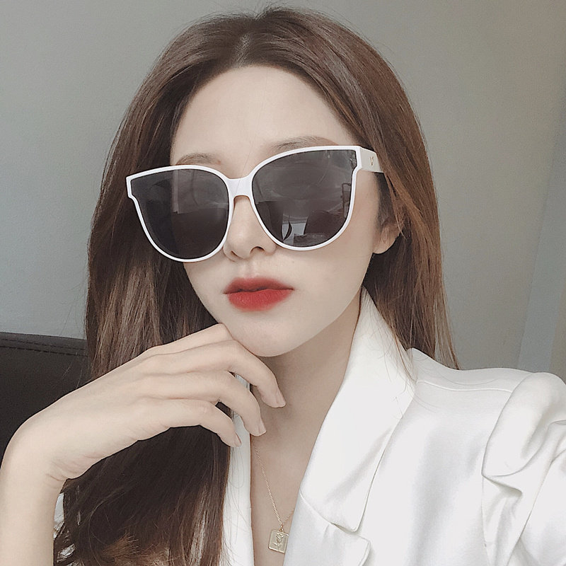 白色韩版偏光太阳镜女大框明星同款网红ins眼镜圆脸潮墨镜街拍女