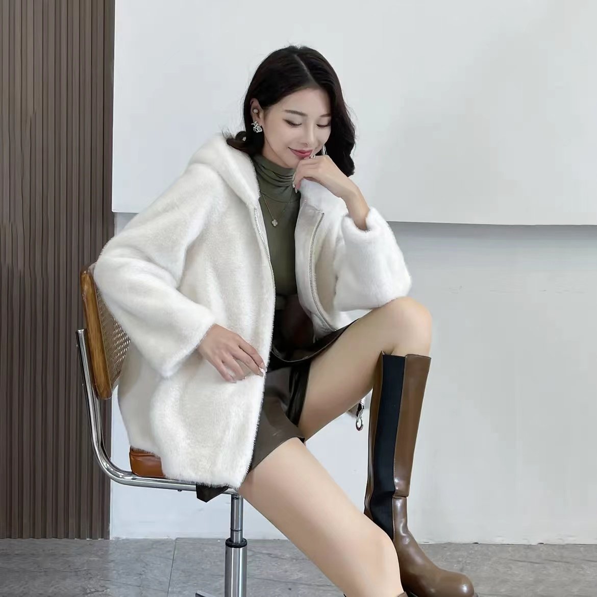 海宁皮草环保金貂绒水貂毛皮草短款大衣外套女连帽皮毛一体,女装/女士精品,皮草,淘宝优惠券,粉丝福利购,淘宝优惠卷