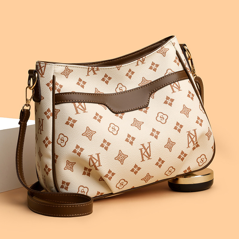 2026新款包包妈妈款大气软皮斜挎包实用型大容量高级感女士单肩包