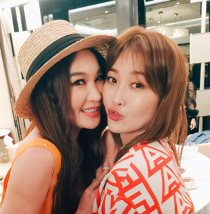 温碧霞同款草编帽度假旅游防晒帽2023女三亚海南度假英伦小沿礼帽