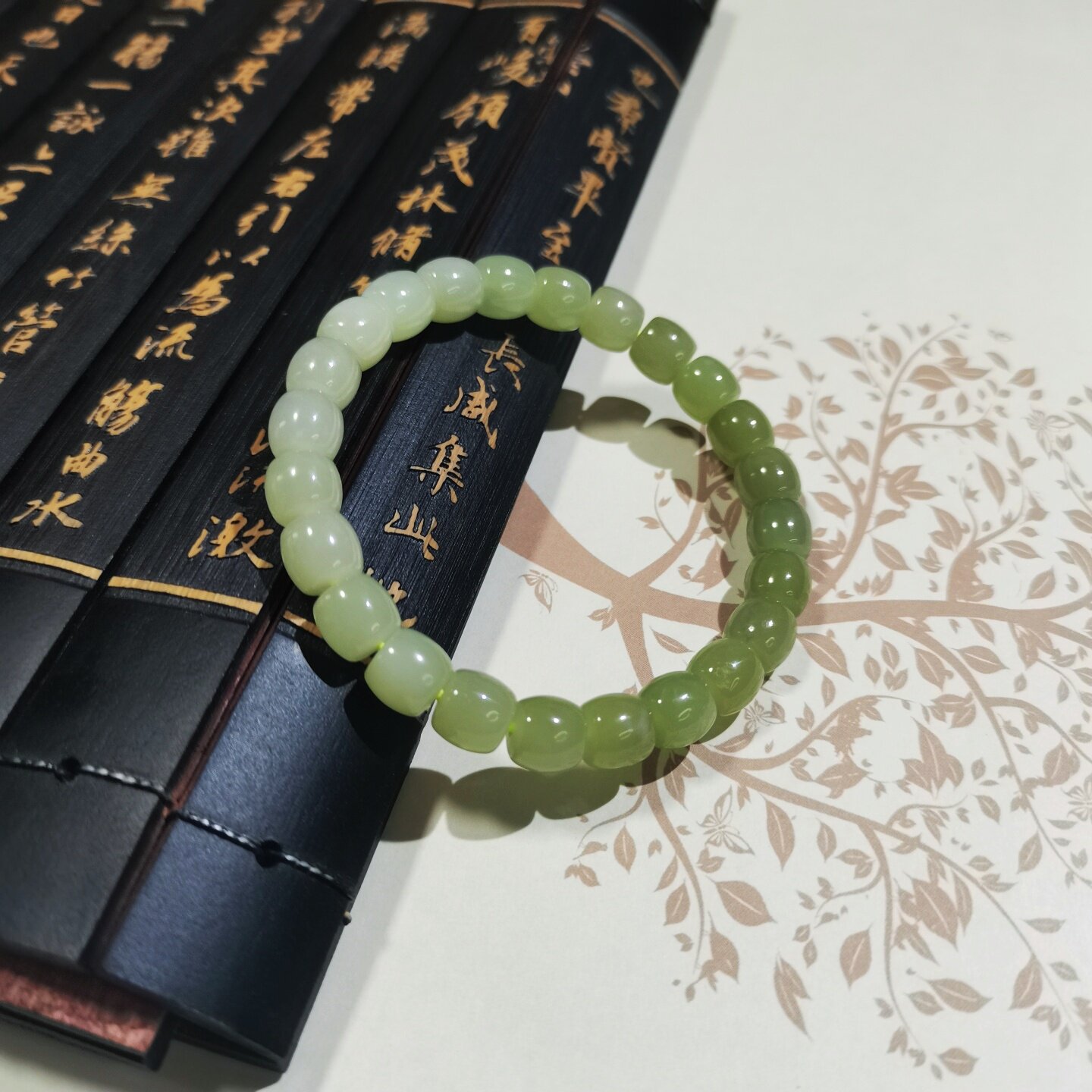 温润国风手链渐变黄口和田玉桶珠