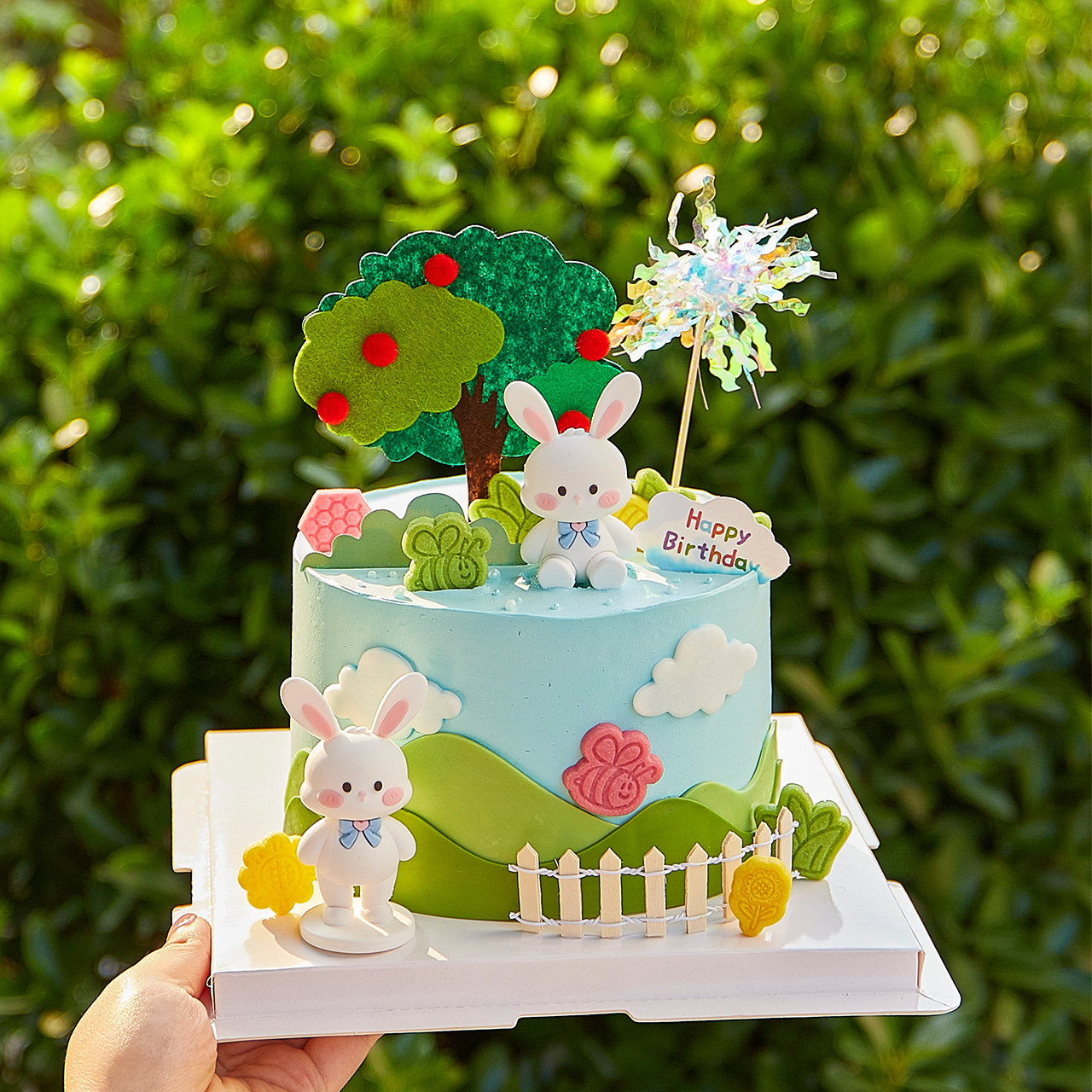 红果树小白兔玩偶栅栏森系蛋糕装饰摆件蜜蜂小草饼干雨丝烘焙插件