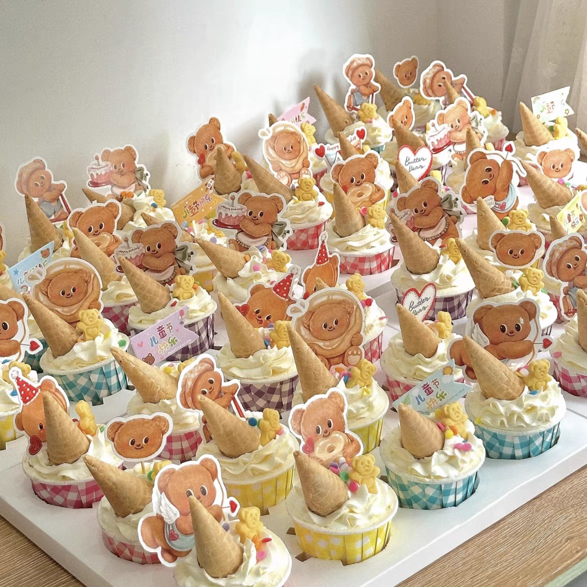 包邮61小熊插卡加高甜品打包盒韩式六一儿童节纸杯蛋糕装饰插件,节庆用品/礼品,节日装扮用品,淘宝优惠券,粉丝福利购,淘宝优惠卷