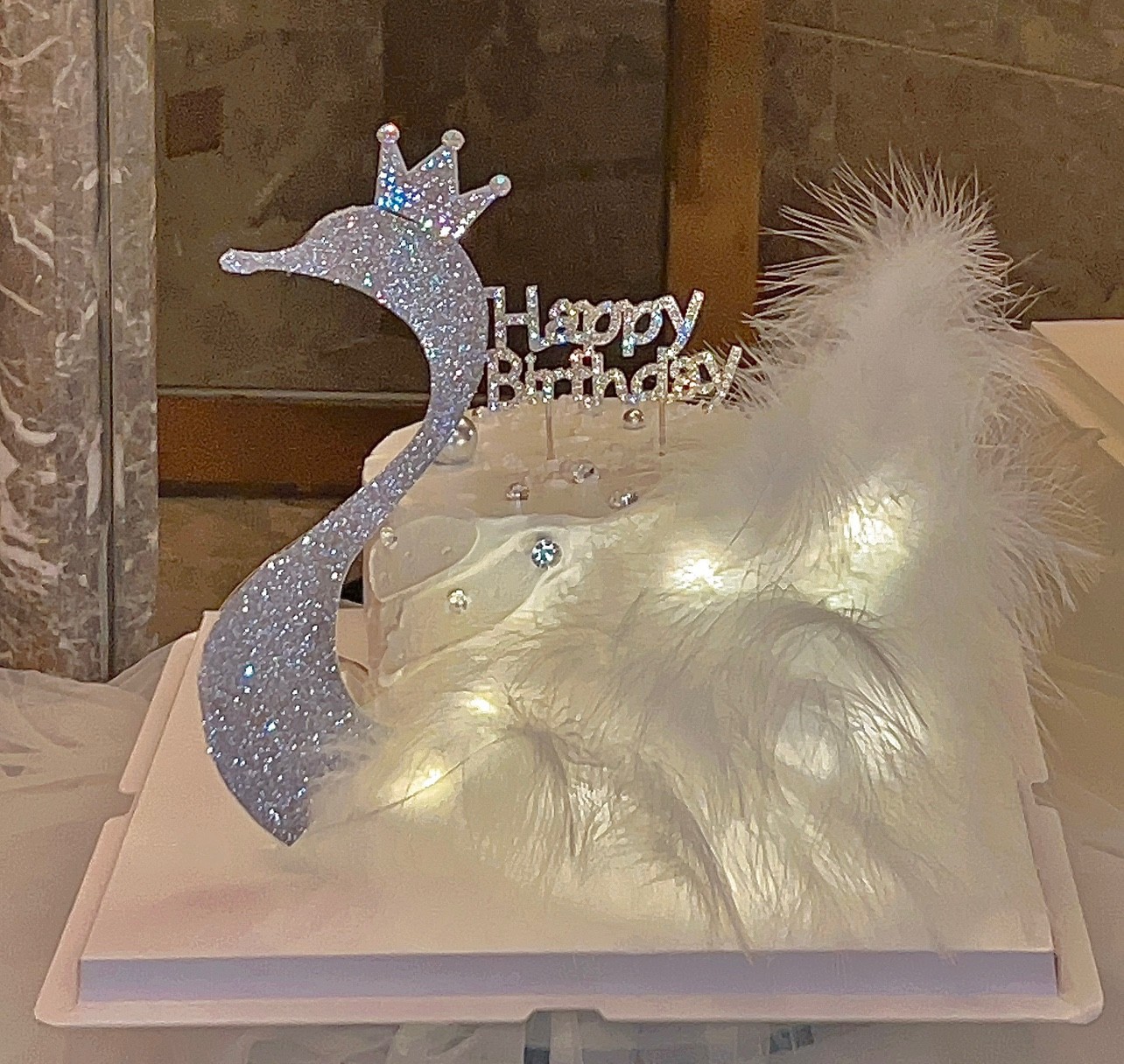 网红银色钻石天鹅皇冠亚克力羽毛小仙女生日蛋糕装饰摆件天鹅装扮
