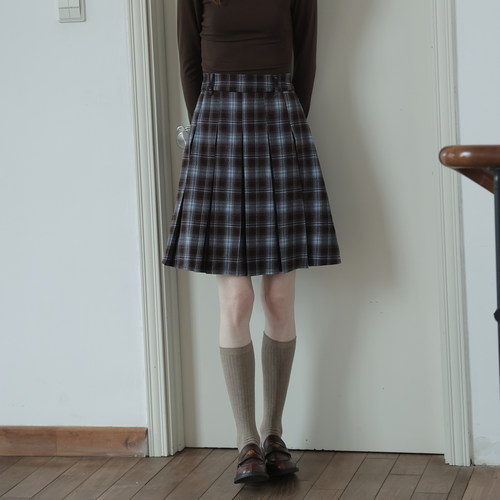 春也白 复古前后两穿磨毛格纹半身裙女冬新款高腰遮胯百褶a字中裙