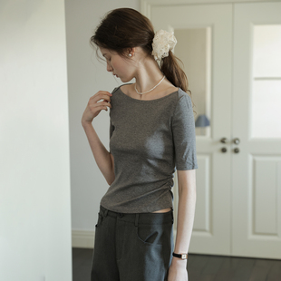 简约高智感五分袖 T恤女夏新款 上衣 风气质一字领侧腰捏褶中袖 法式