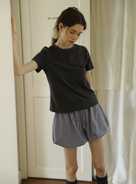 春也白 烟灰色基础款圆领百搭显瘦打底衫T恤女夏新款简约正肩上衣