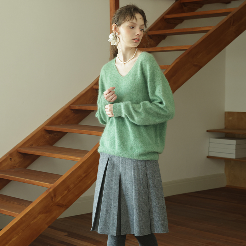 春也白 法式简约慵懒风羊毛羊绒v领拉毛毛衣女秋冬新款套头针织衫