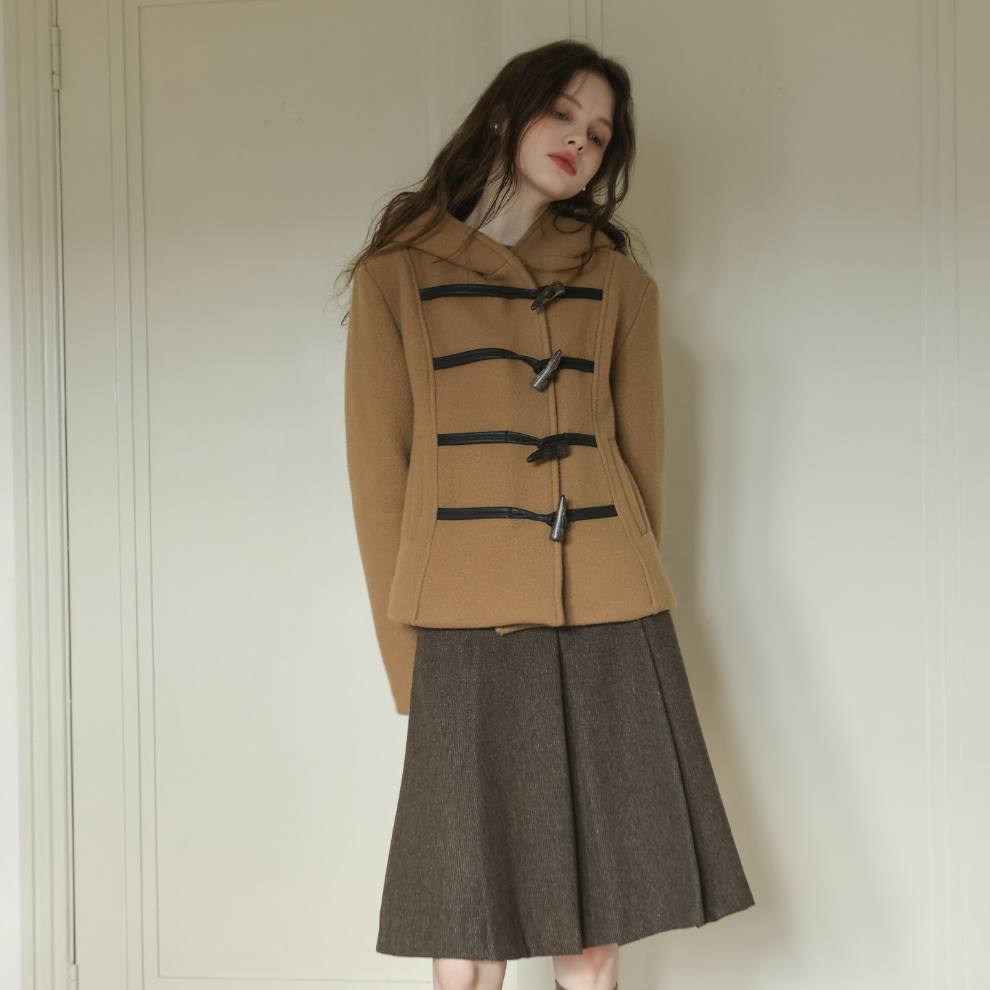 春也白全羊毛复古休闲短款牛角扣大衣女加厚小个子连帽保暖外套冬,女装/女士精品,毛呢外套,淘宝优惠券,粉丝福利购,淘宝优惠卷