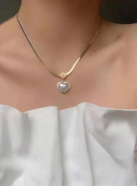 欧美贝珠爱心项链钛钢简约吊坠刀片链心形吊坠蛇骨链  厂家直批
