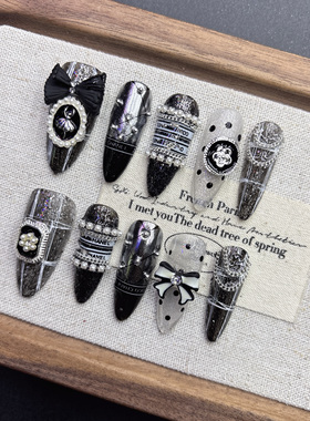 黑色小香风纯手工穿戴甲高级感显白2025年新款重工立体浮雕中长款