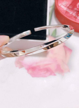 香港正生莫比乌斯实心纯银手镯足银999女抖音开口四方纽纹手环