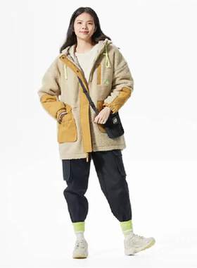 New Balance女子保暖舒适仿羊羔绒连帽棉服AWJ21303-MDY