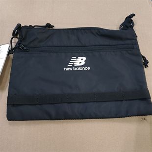 New Balance 休闲可调节肩带单肩包LAB13608-BK