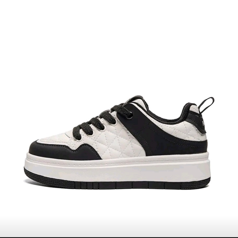 Kappa女秋冬加绒耐磨加厚运动休闲板鞋K0D85CC59CJ1-012A