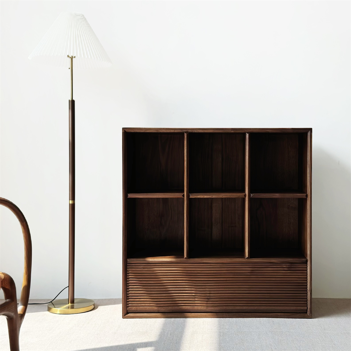 秋山匠人黑胡桃木侘寂书柜陈列柜