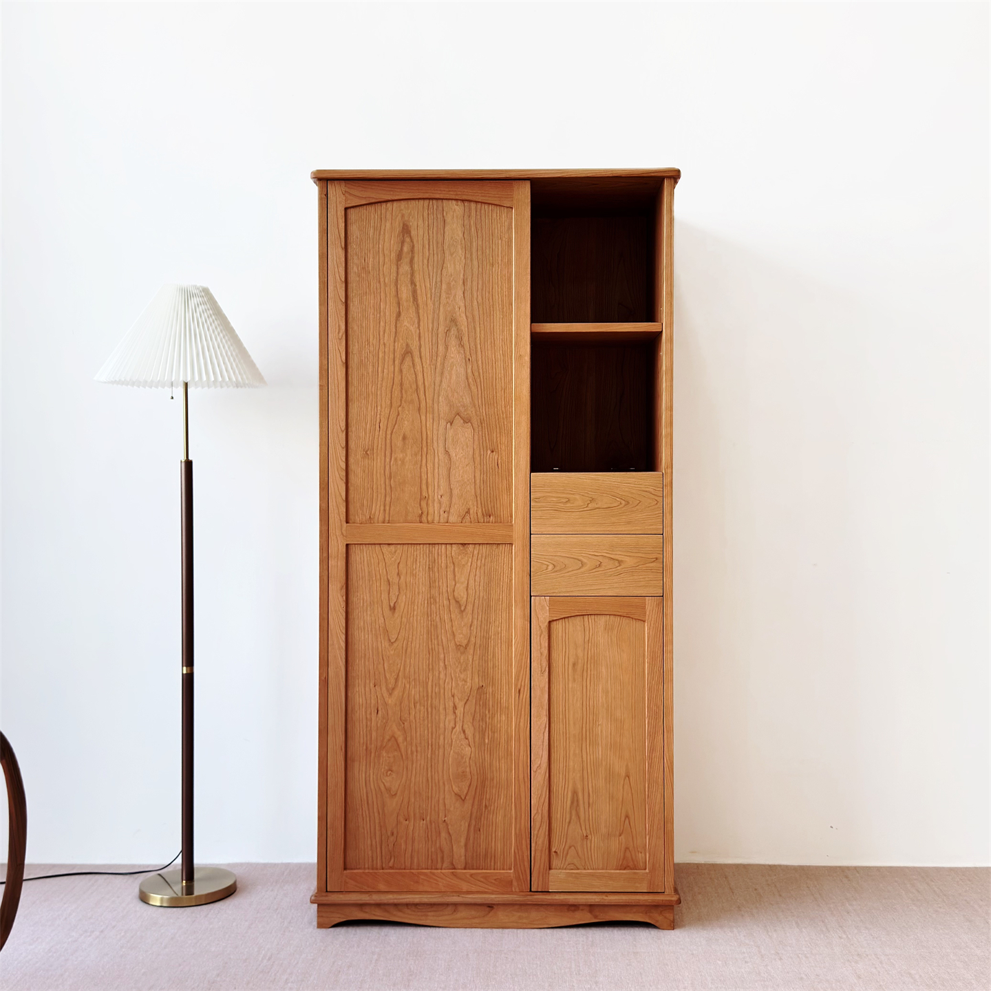 秋山匠人北美樱桃木儿童北欧衣柜