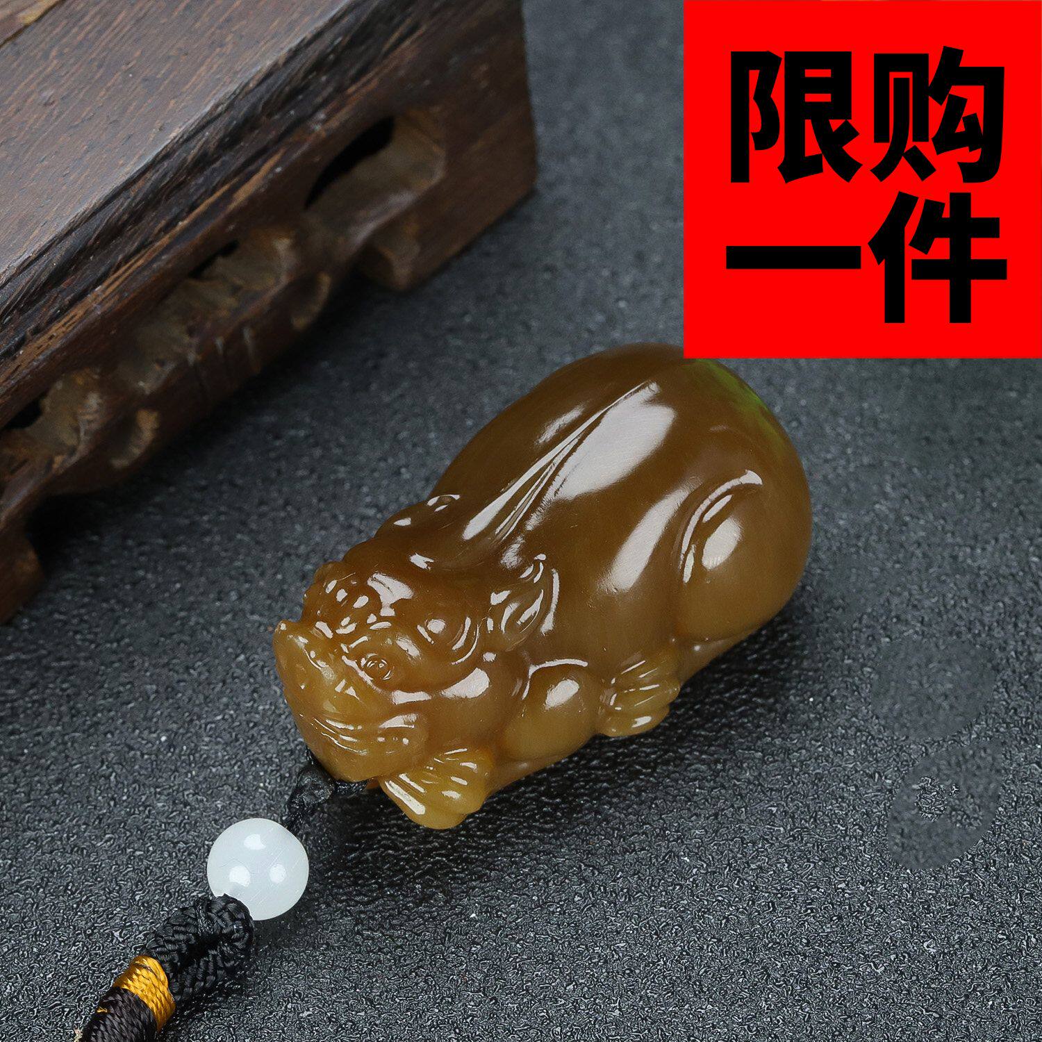 新疆和田玉糖玉貔貅把件且末糖料招财貔貅手把件玉石瑞兽把玩件