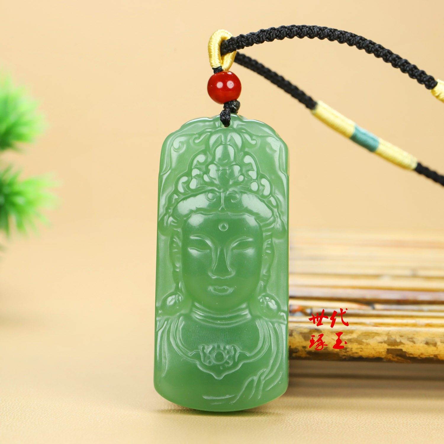 和田玉湖水绿观音吊坠晴水绿渡母观世音菩萨玉佩本命年玉挂件项链