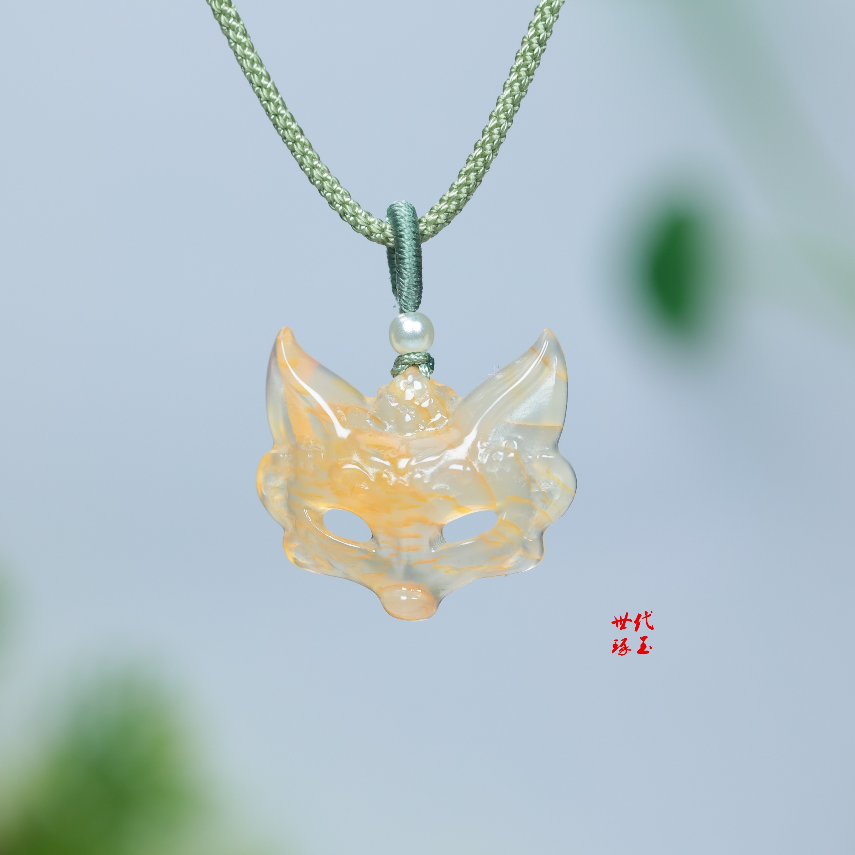 天然玛瑙玉髓狐狸面具吊坠冰种玉髓玛瑙灵狐挂件玉石狐狸面具玉坠
