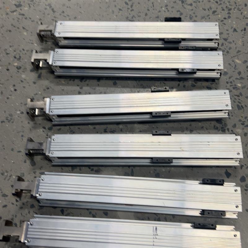 IKO 直线模组 TU50F42/G5SC3LT，行程300-议价