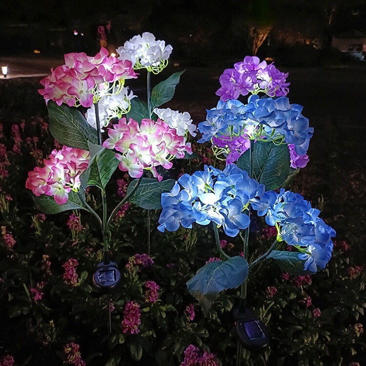 新款3头太阳能绣球花灯户外庭院公园花园装饰LED仿真花地插草坪灯
