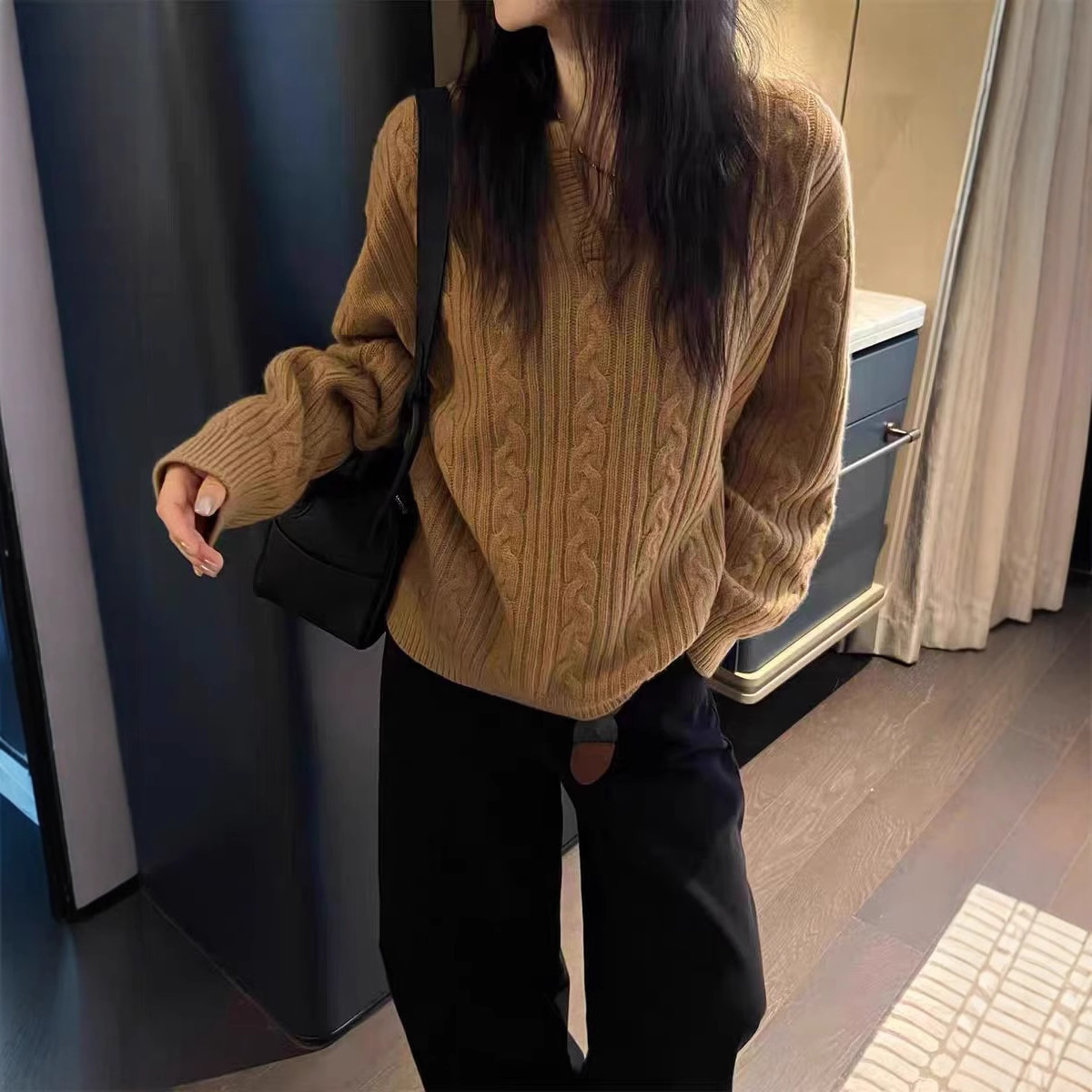 HR全羊毛100%2025冬季新款欧货慵懒风剪口圆领长袖麻花坑条毛衣女