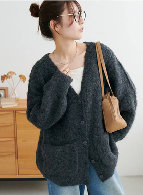 日单D1SC0AT纯原2025秋新款休闲慵懒风宽松百搭V领针织毛衣开衫