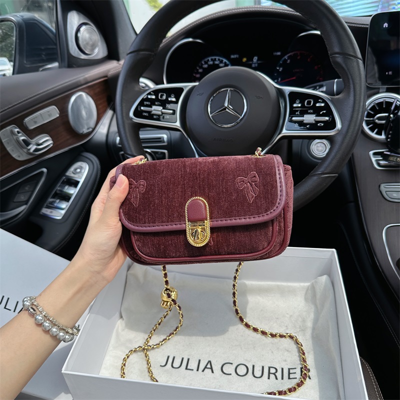 JULIA COURIER安可拉红丝绒信封包女2024新款单肩斜挎链条小方包