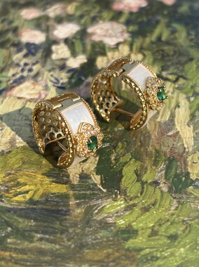 四月的格蕾丝白贝纯银S925复古蜂窝镂空绿翡翠耳环耳钉