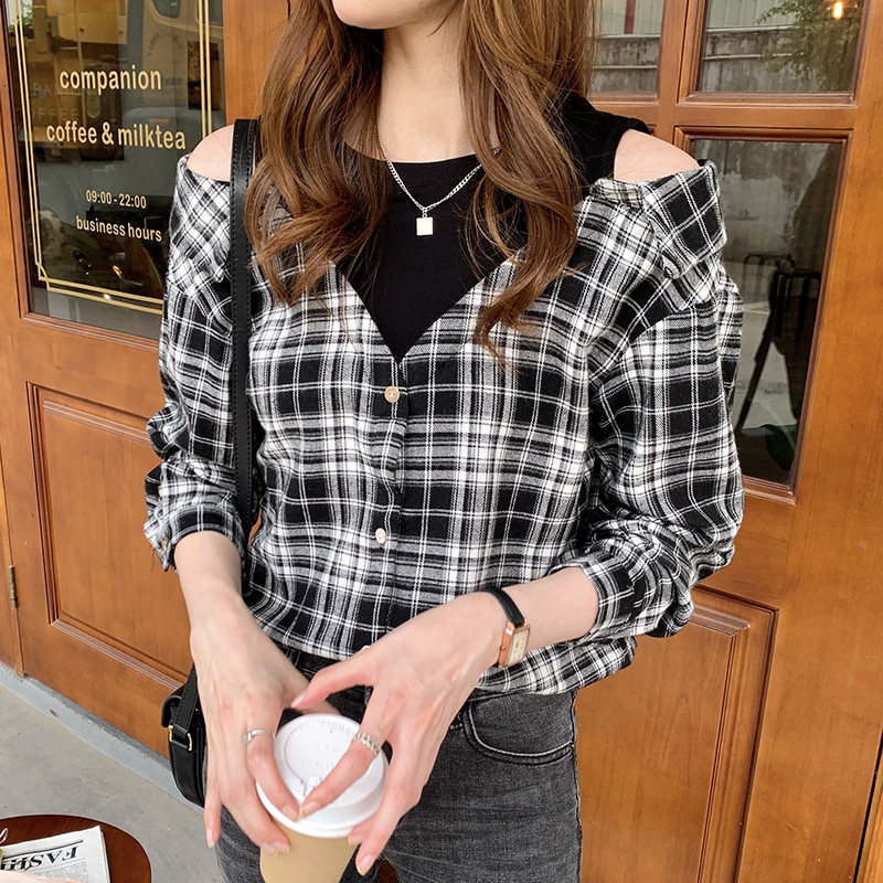 露肩格子衬衫女秋装韩版2026新款假两件设计感小个子外穿长袖上衣