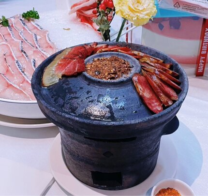 一人食的烤肉 吊洞龚砂锅  土砂锅烙烤锅 烤腊肉香肠 烤盘