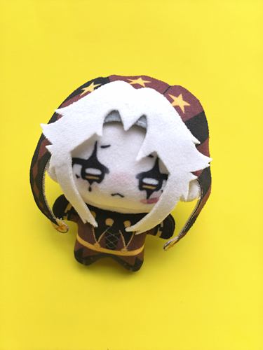 现怪胎马戏团pierrot10cm棉花娃娃网红同款爆款精致书包挂件玩偶