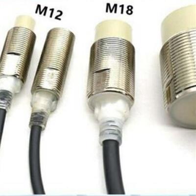 欧姆龙接近开关M8三线NPN常开E2E-X1R5E1-Z/F1/PNP二线E2E-X2D1-N