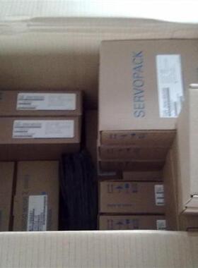YASKAWA安川SGDV-R90A01A  全新质保一年包邮欢迎询价