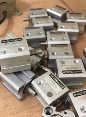 二手小金井气缸JTA12X5/JDAD12X10/JDA12X10随机卖  不包好坏