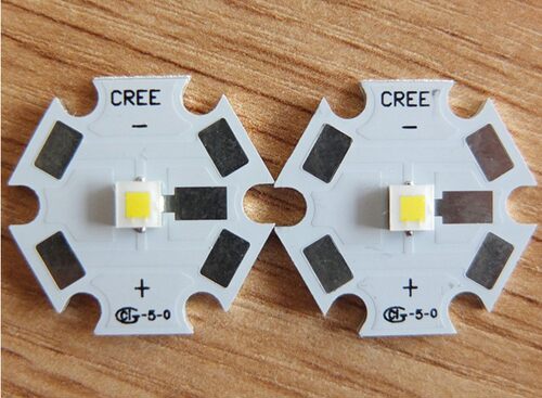 美国原装XPLHI灯珠强光手电CREE