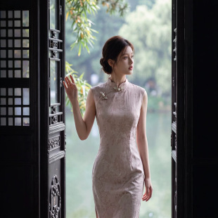 挽苏粉红色麻质新中式风粉色无袖长款旗袍女2026复古年轻款秀禾服