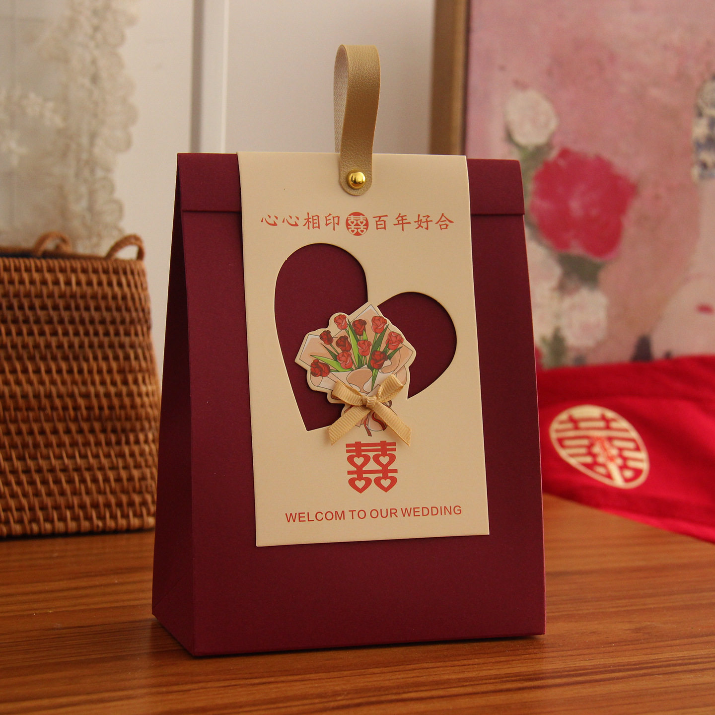 热销婚庆用品喜糖盒高级折叠大号同款礼盒结婚喜糖盒包装袋子跨境
